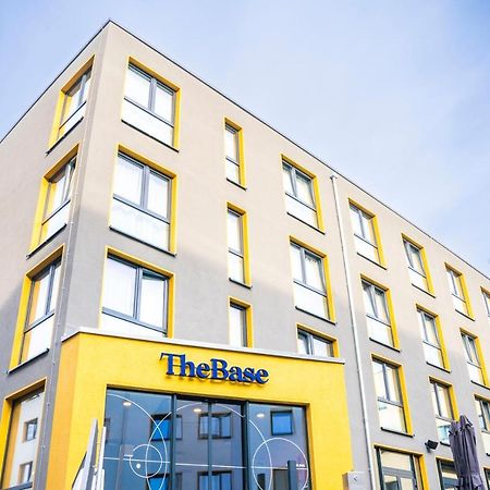 The Base Berlin One Hotell Eksteriør bilde