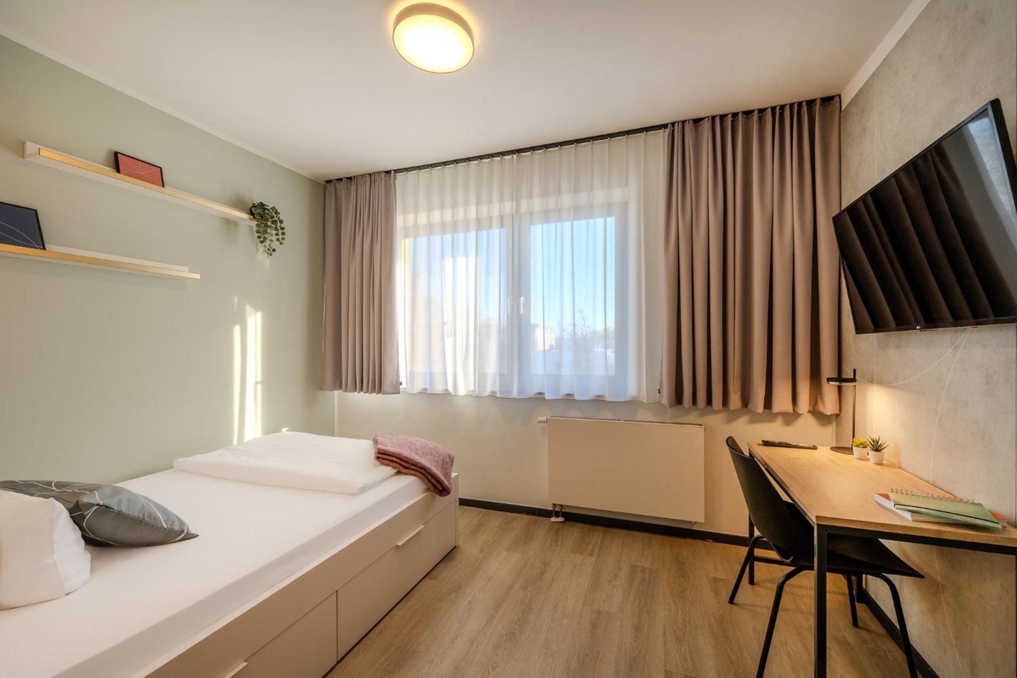 The Base Berlin One Hotell Eksteriør bilde